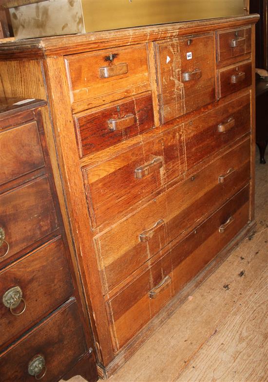 Large oak chest of drawers